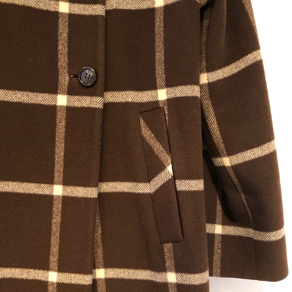 Winter Coat - image 2